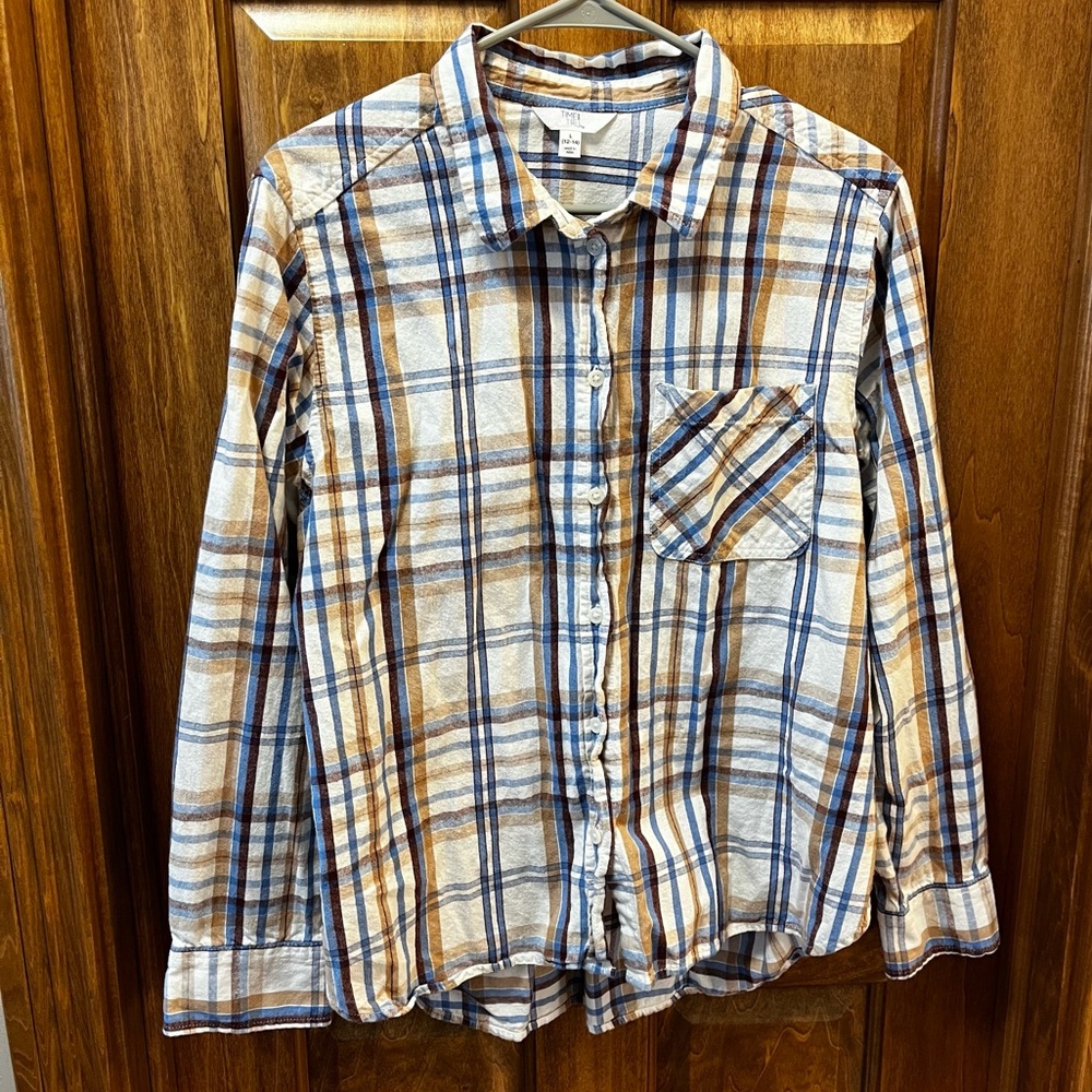 Women’s Time And Tru Button Down Large